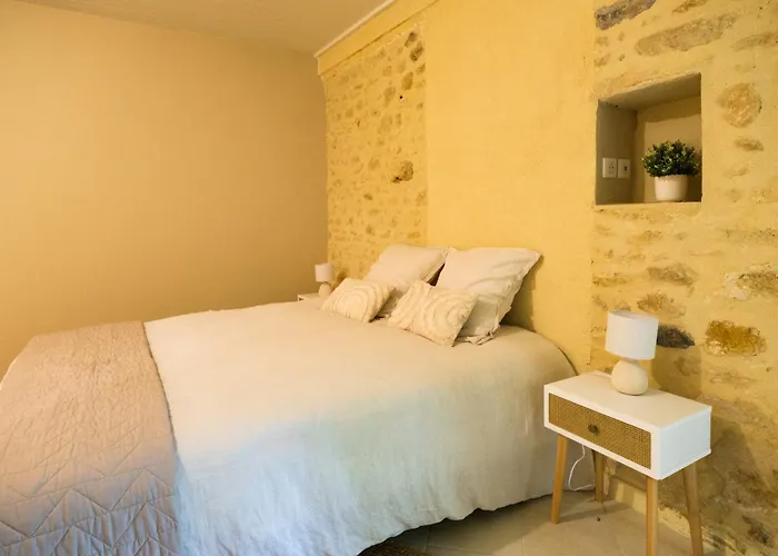 Semesterbostad La Maison De Jennie Saint-Andre-d'Allas